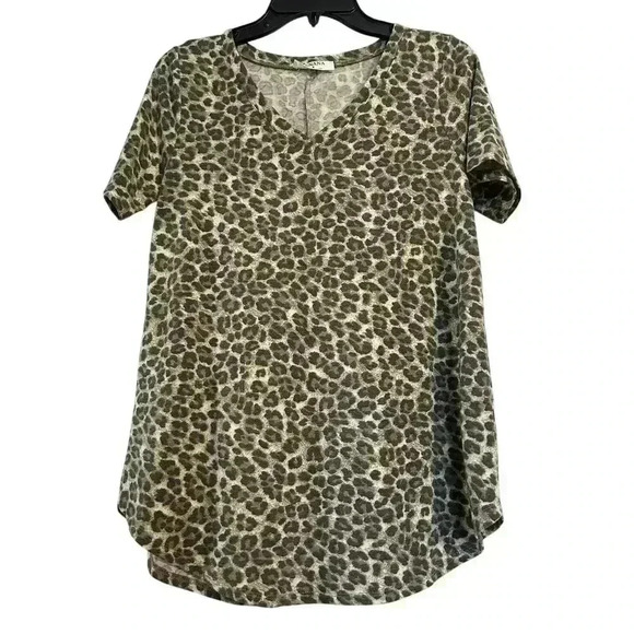 Zenana Leopard Animal Print T Shirt Small - Picture 1 of 7